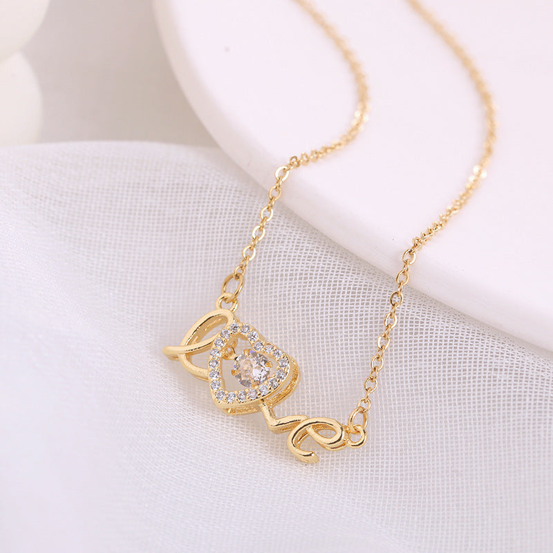 Love Spelled - Kette mit Anhänger der Liebe
