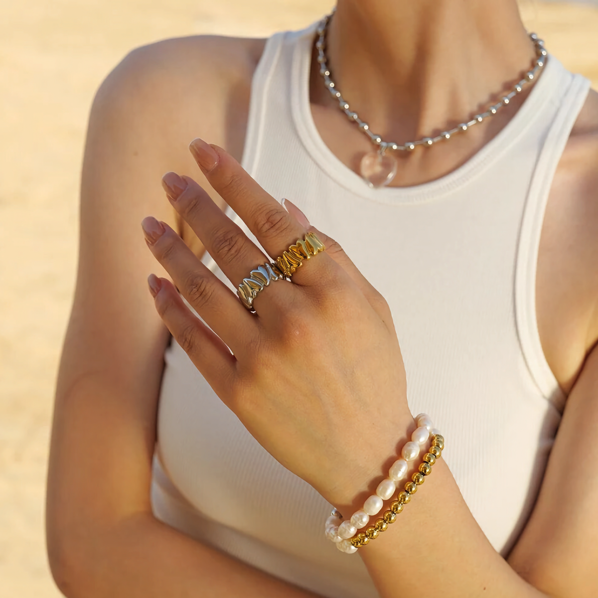 Elena – Wankender Herzring in Gold