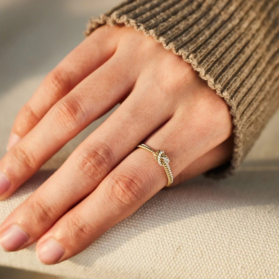 Knotenring - Gold und Silber