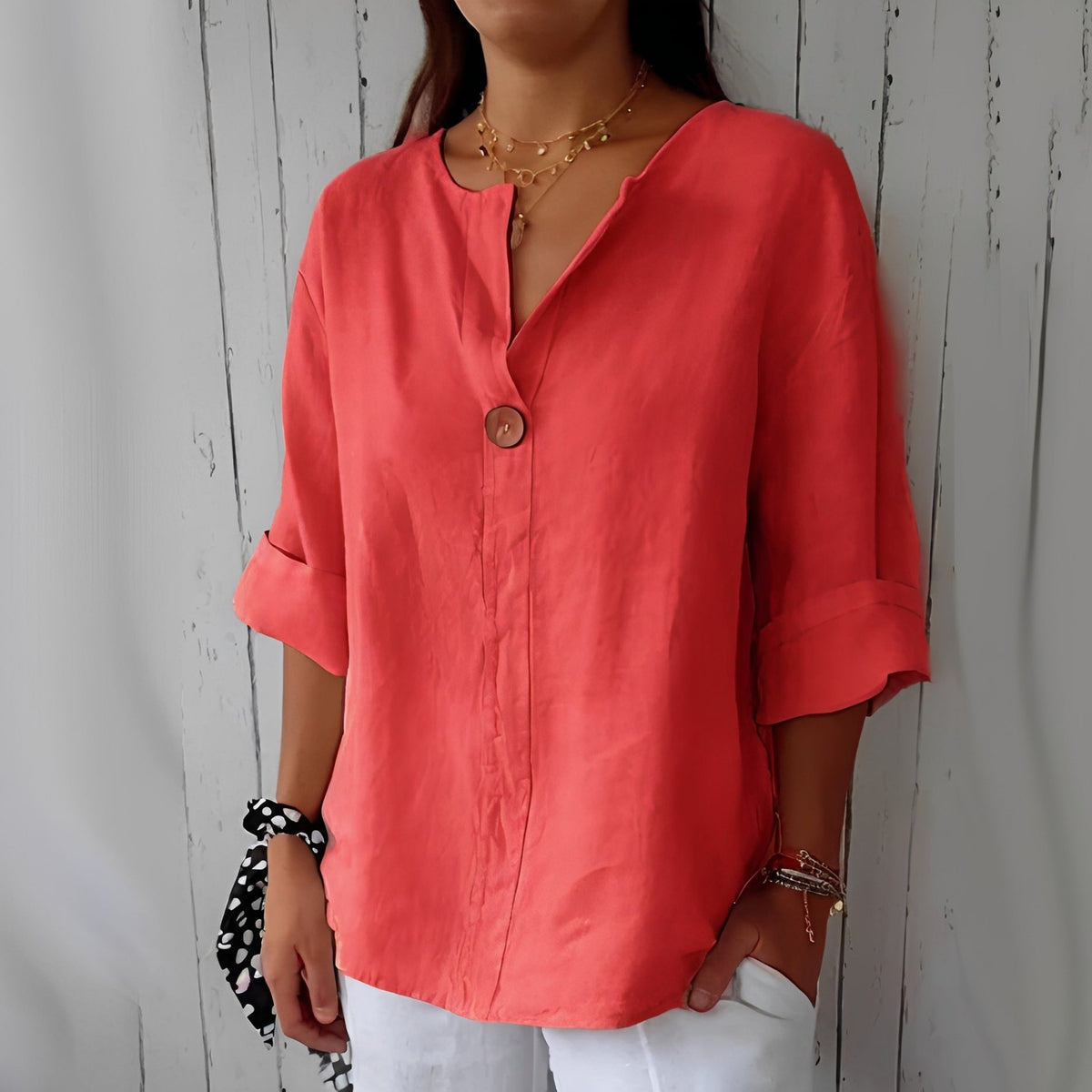 Noémie - Leichte Bluse mit V-Ausschnitt für Frauen