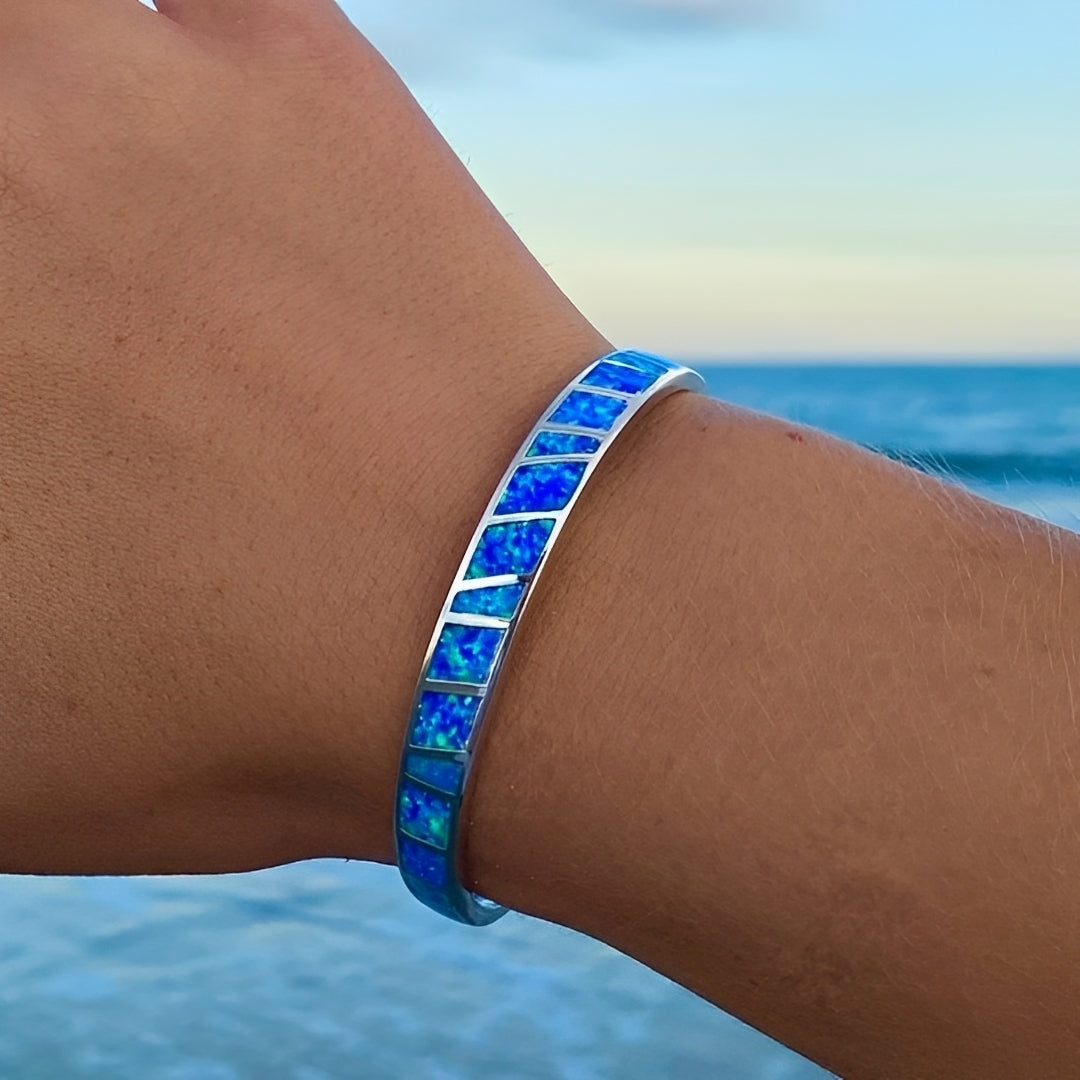 Ocean – Armband mit blauem Opal und Silber
