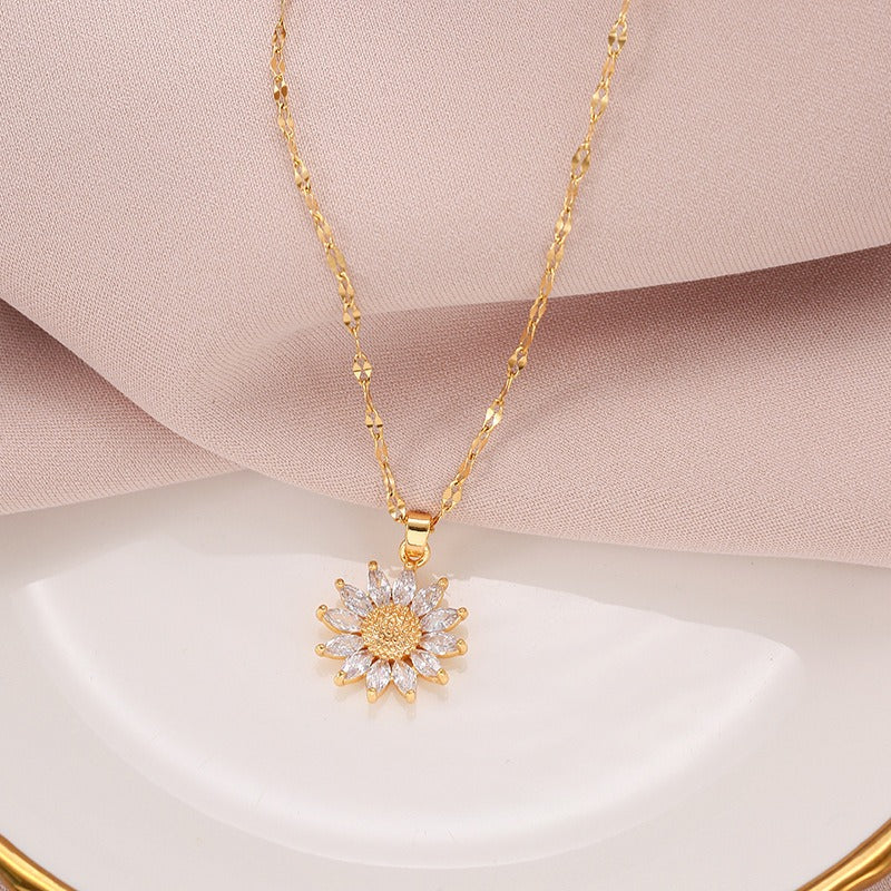 Jennie – Kette mit Sonnenblumen-Anhänger