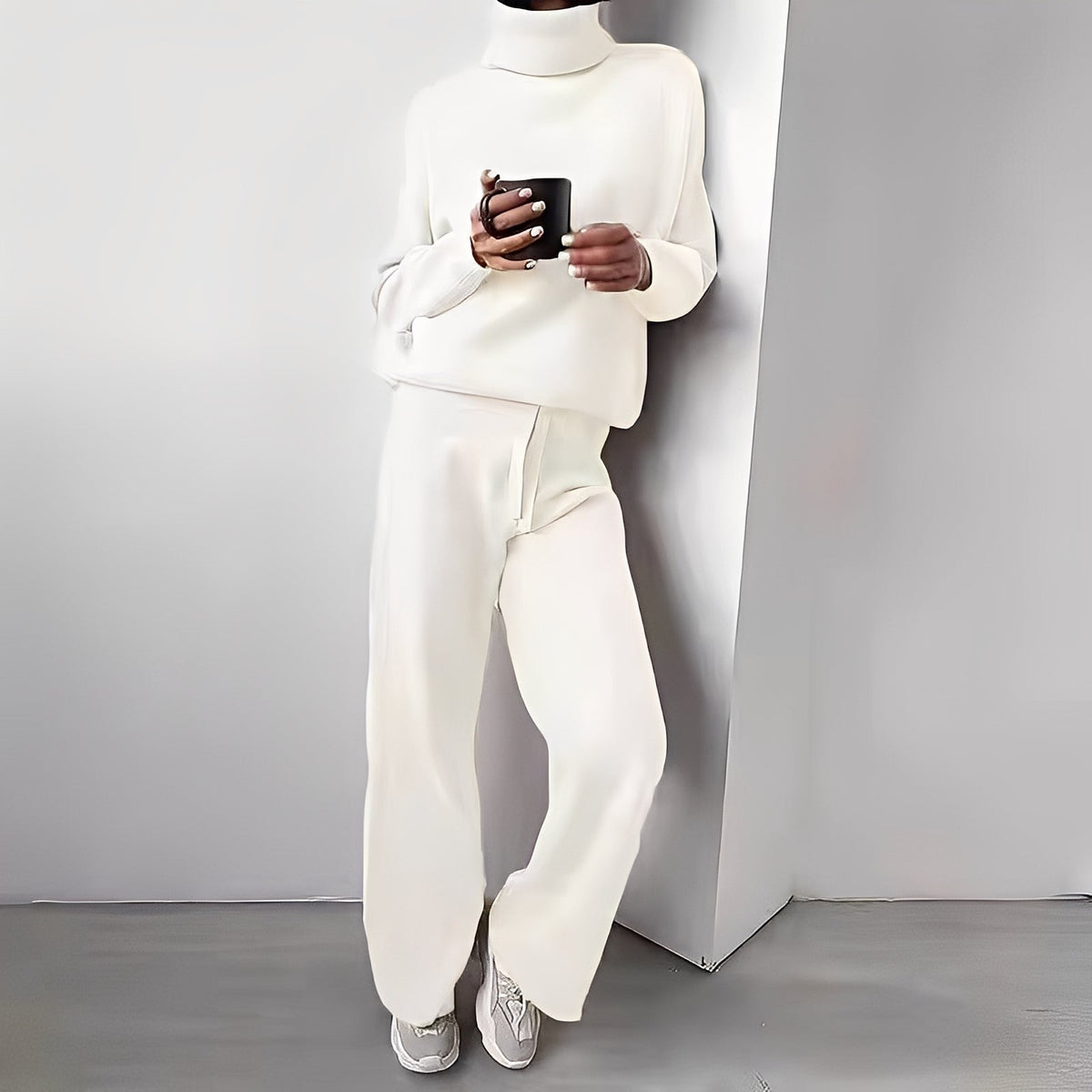 Kimberlee - Damen-Rollkragenset mit minimalistischem Design