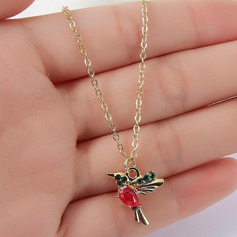 Jada – Kolibri-Halskette mit farbenfrohen Details
