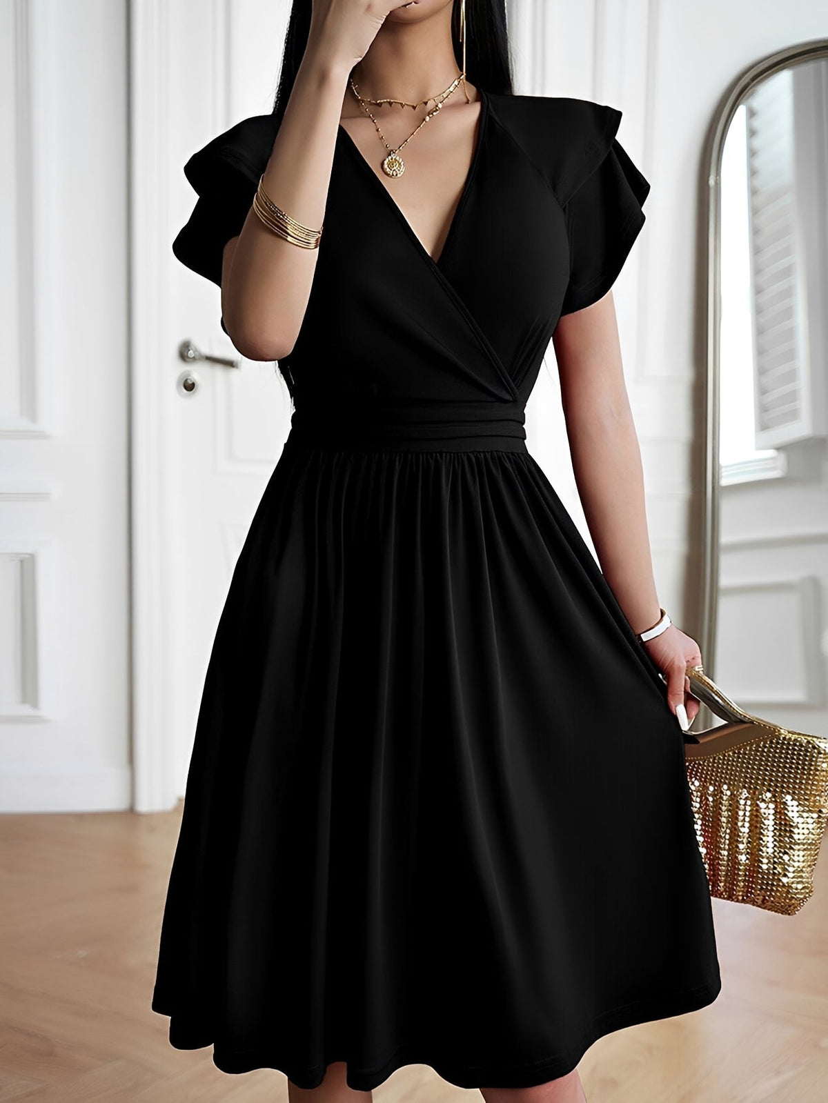Laura - Stylisches Kleid mit V-Ausschnitt für Damen
