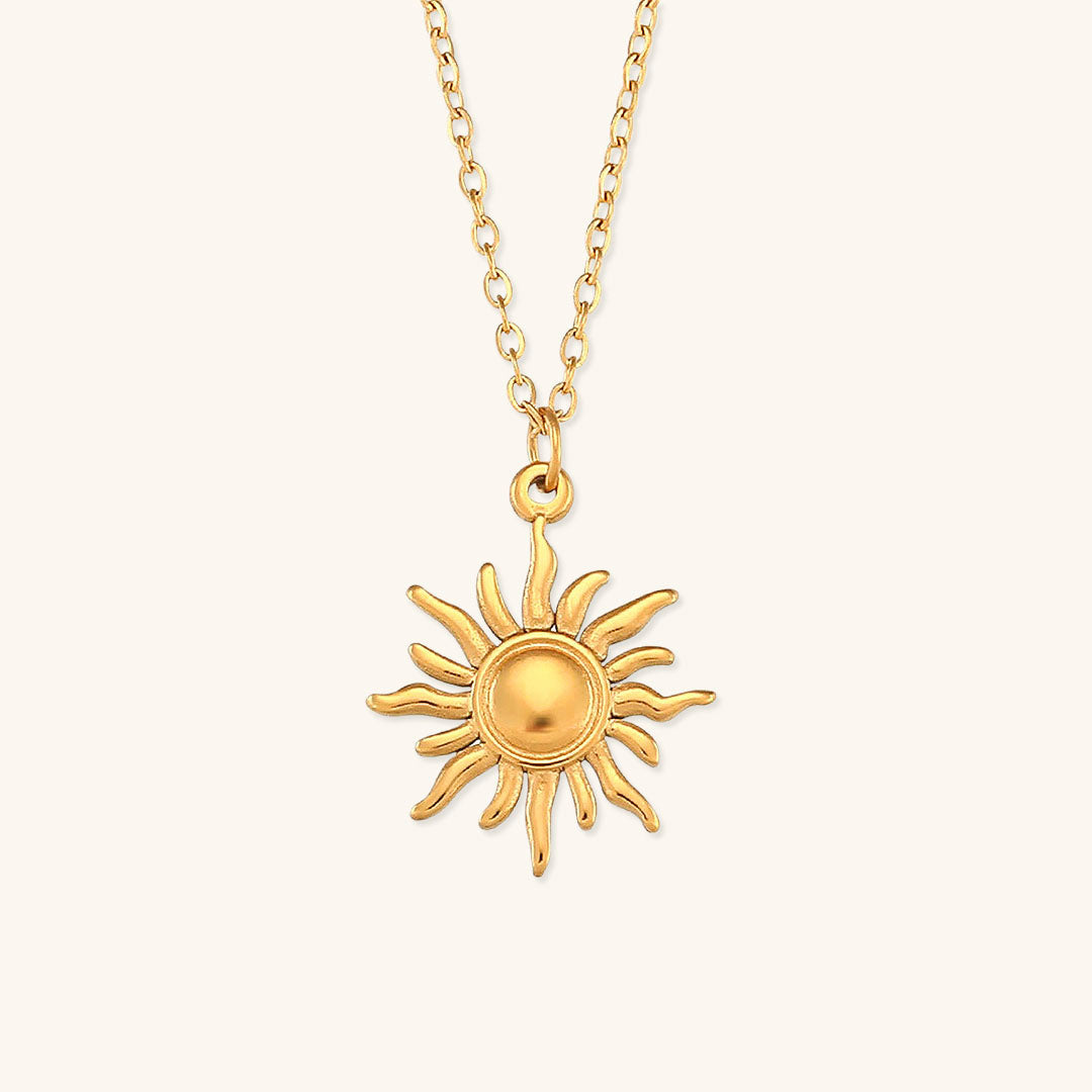 Eliora - Halskette mit Sonnenmuster in Gold
