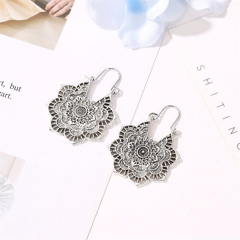 Sanya – Mandala-Lotus-Ohrschmuck