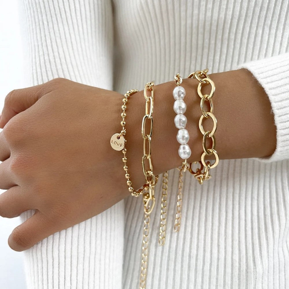 3-teiliges Set mit goldenen Perlenarmbändern - großes Kettenset
