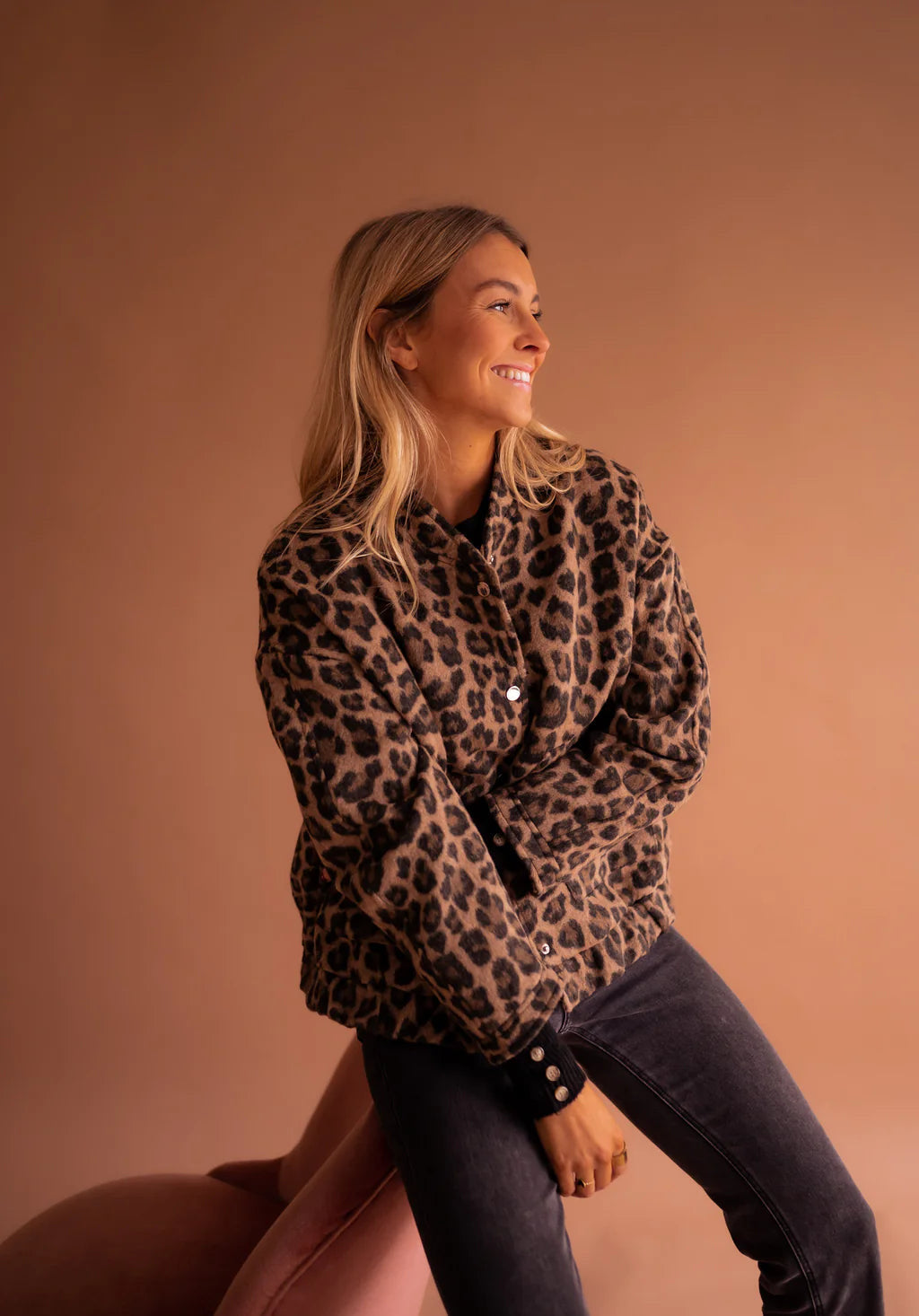 Lea – Bomber Leopard