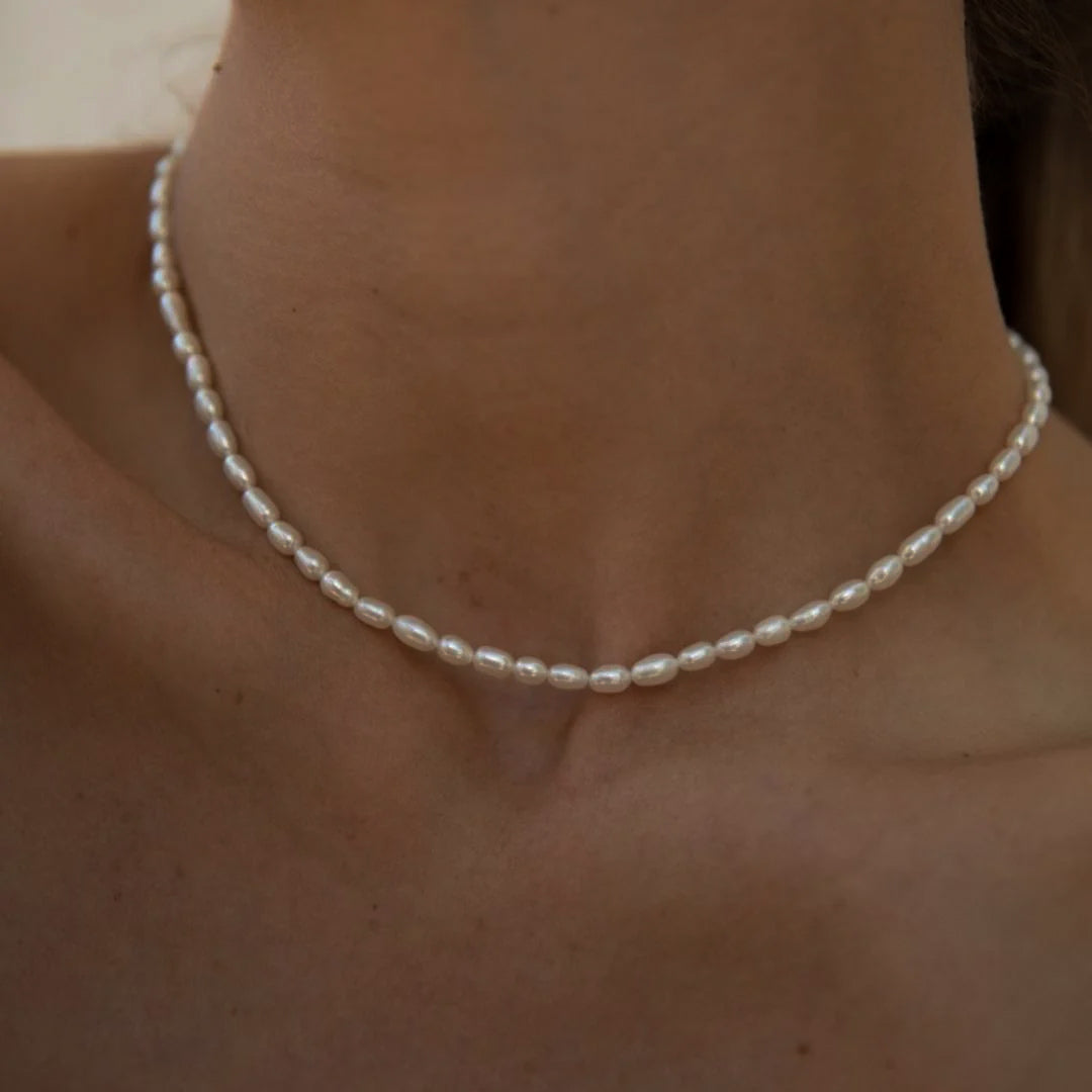 Avaria - Halsband aus frischen Wasserperlen