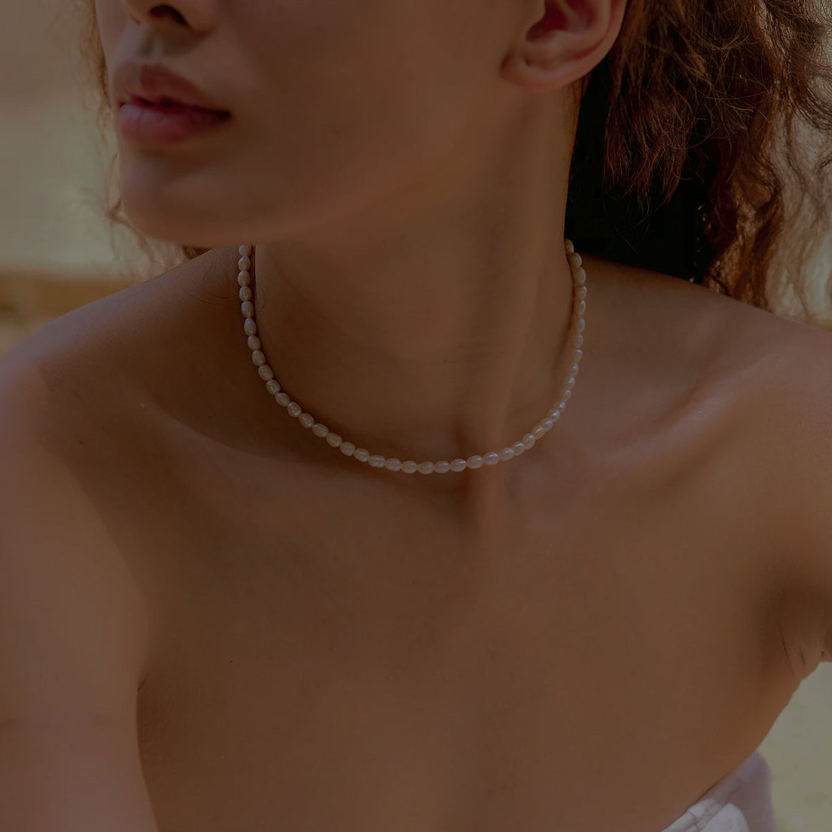 Avaria - Halsband aus frischen Wasserperlen