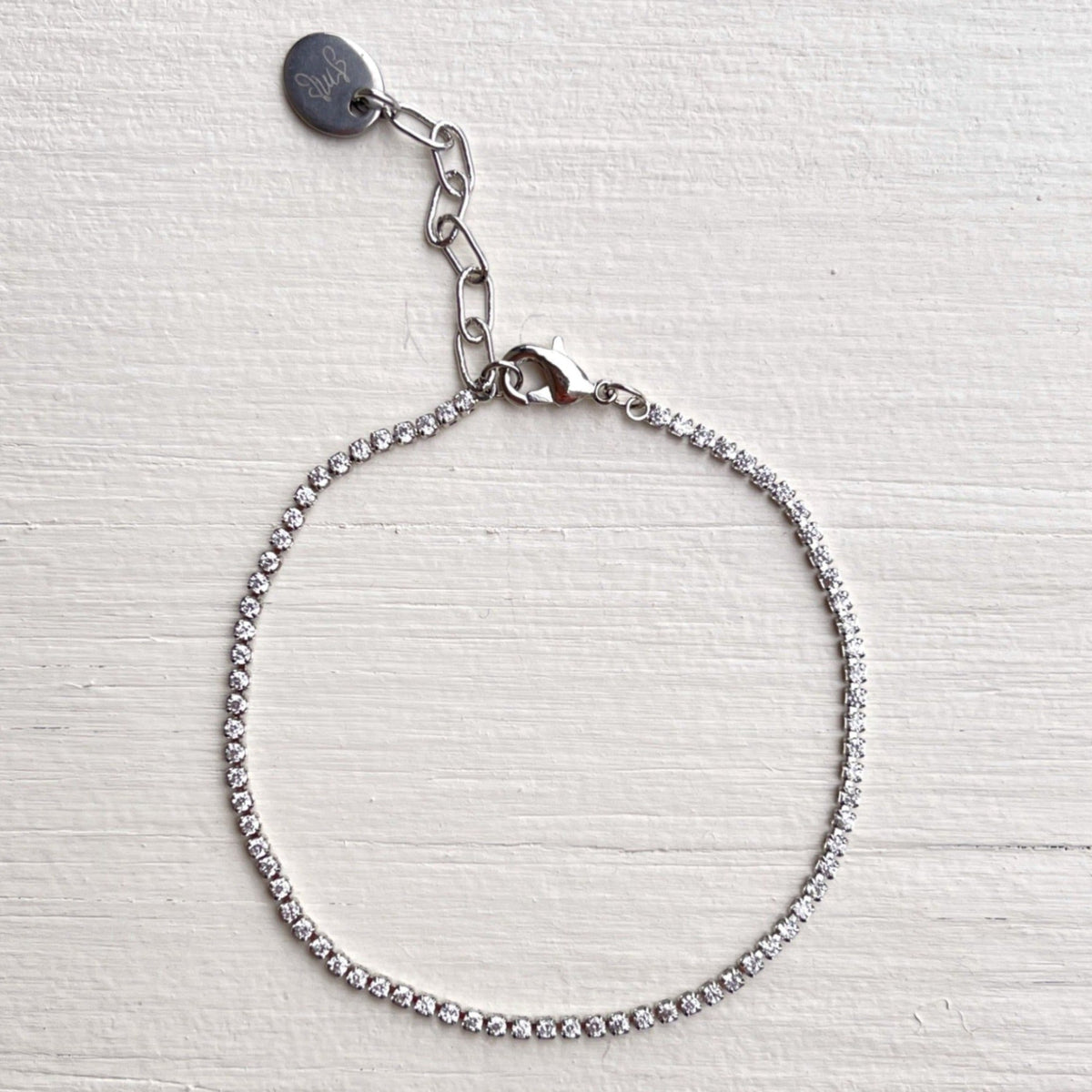 Mini-Tennisarmband mit schimmernden Akzenten
