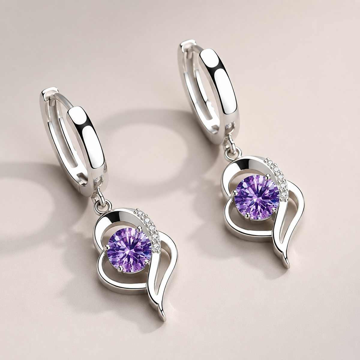 Noelle – Stilvolle Ohrringe in Blumenform