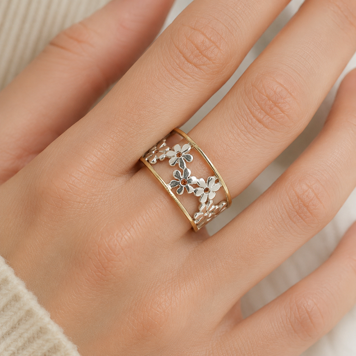 Merina – Asymmetrischer Blumenring