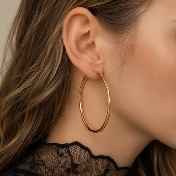 Bella - Große elegante goldene Creolen