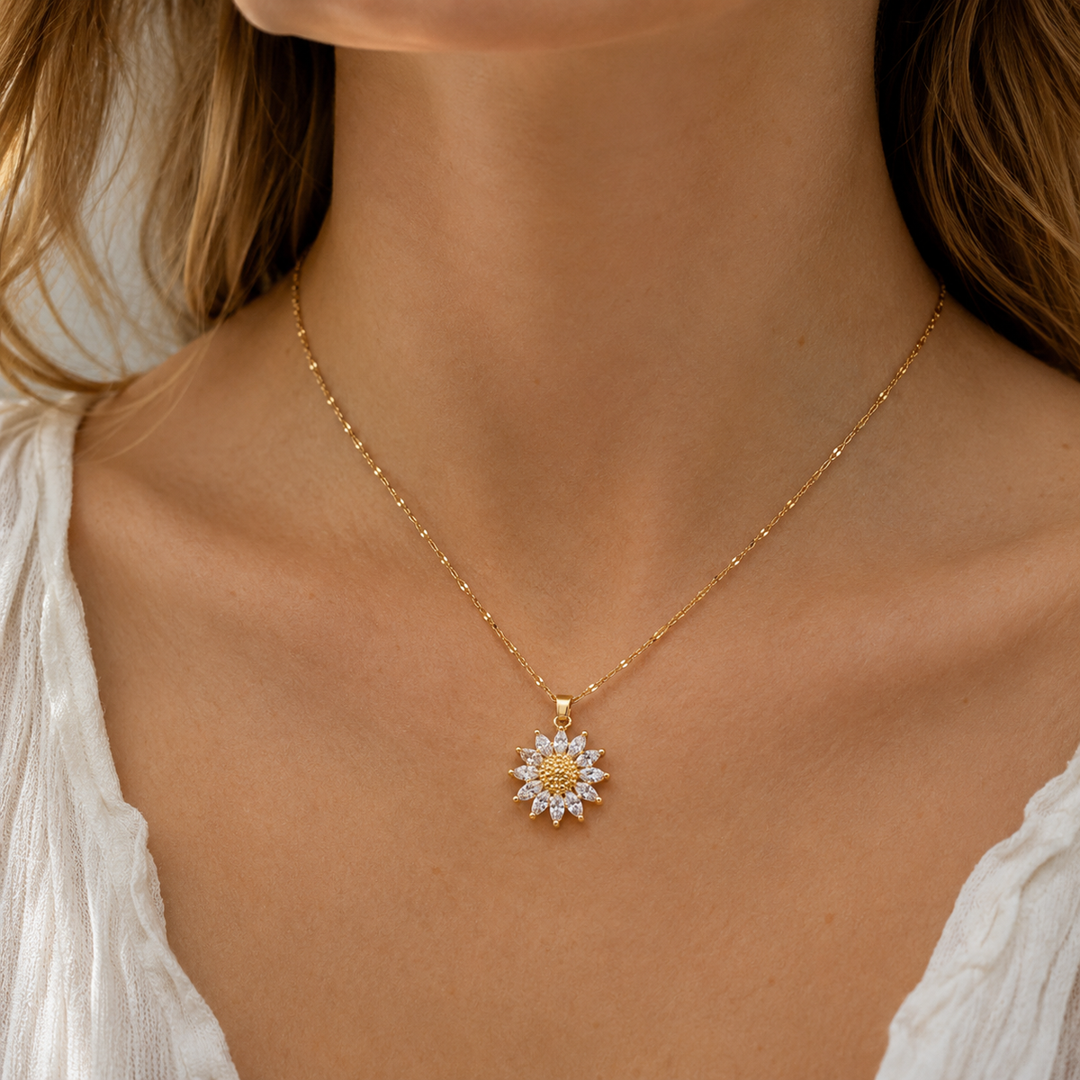 Jennie – Kette mit Sonnenblumen-Anhänger
