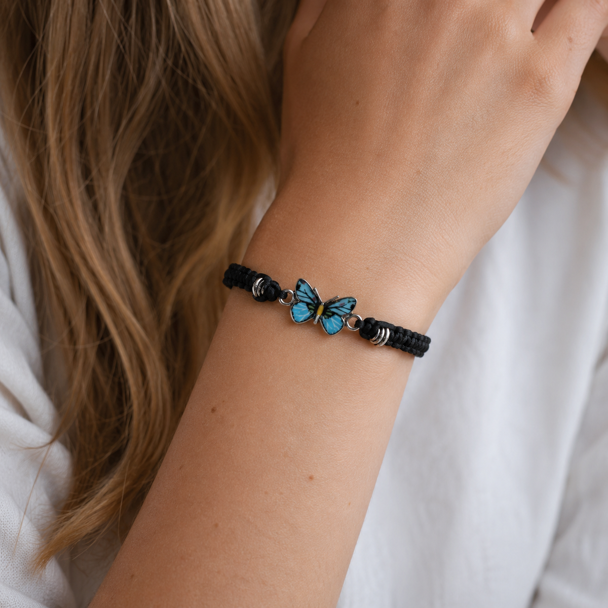 Elvina – Armband mit blauem Schmetterling