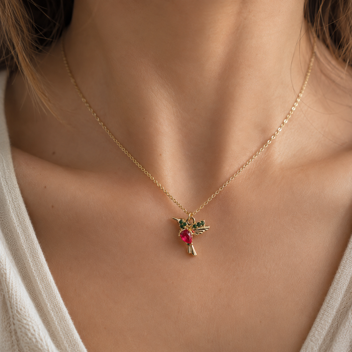 Jada – Kolibri-Halskette mit farbenfrohen Details