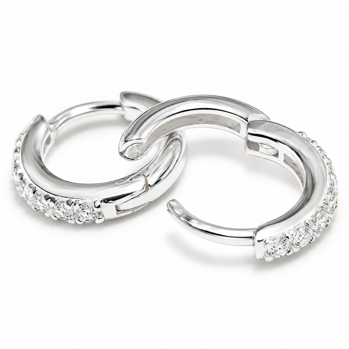 Cleo - Mikro Pavé Huggies in Silber