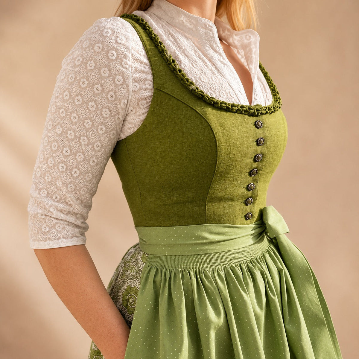 Cora - Traditionelles Oktoberfestkleid mit Schleifenakzent (Futter nicht enthalten)