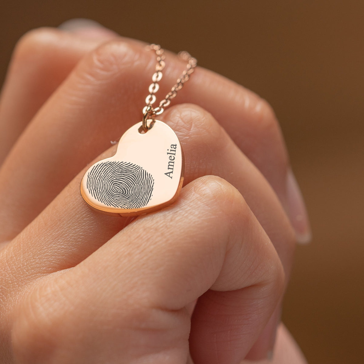 Herz-Kette mit persönlicher Namensgravur und Fingerabdruck