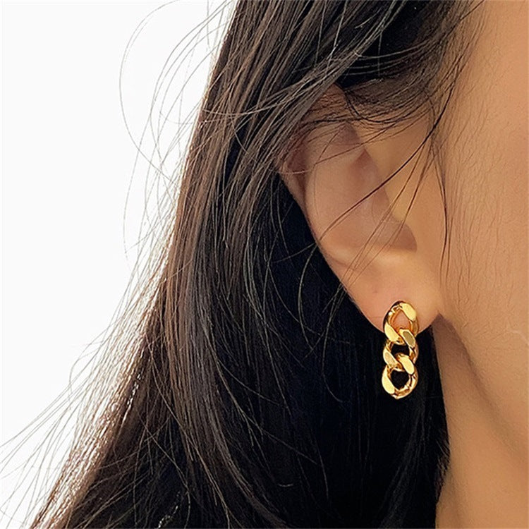 Lee – Kettenohrringe in Gold