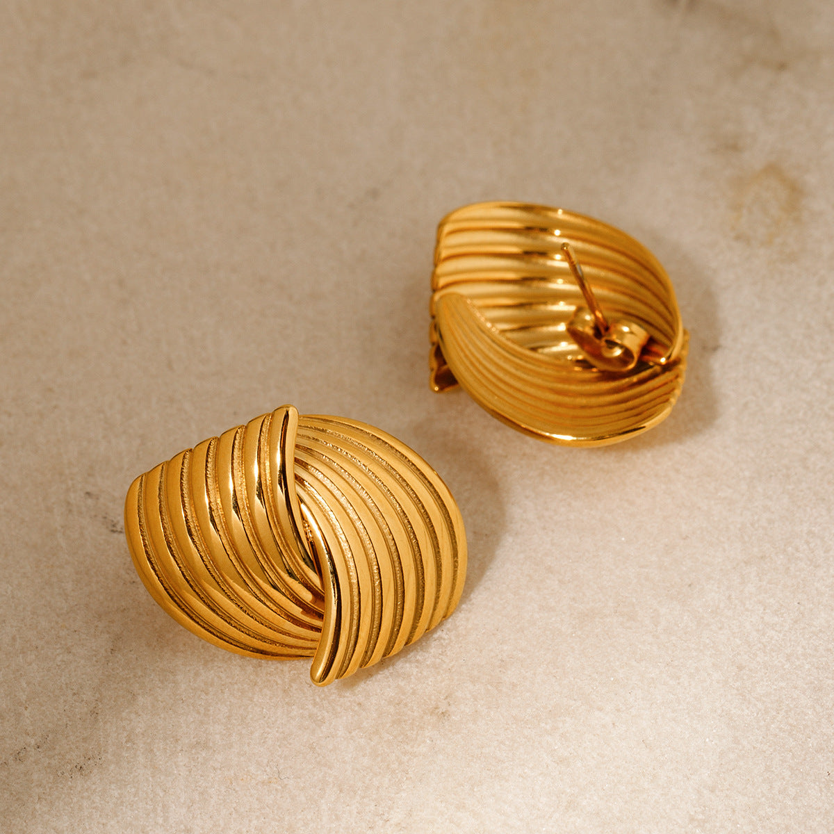 Sonia - Wellenohrringe aus Gold