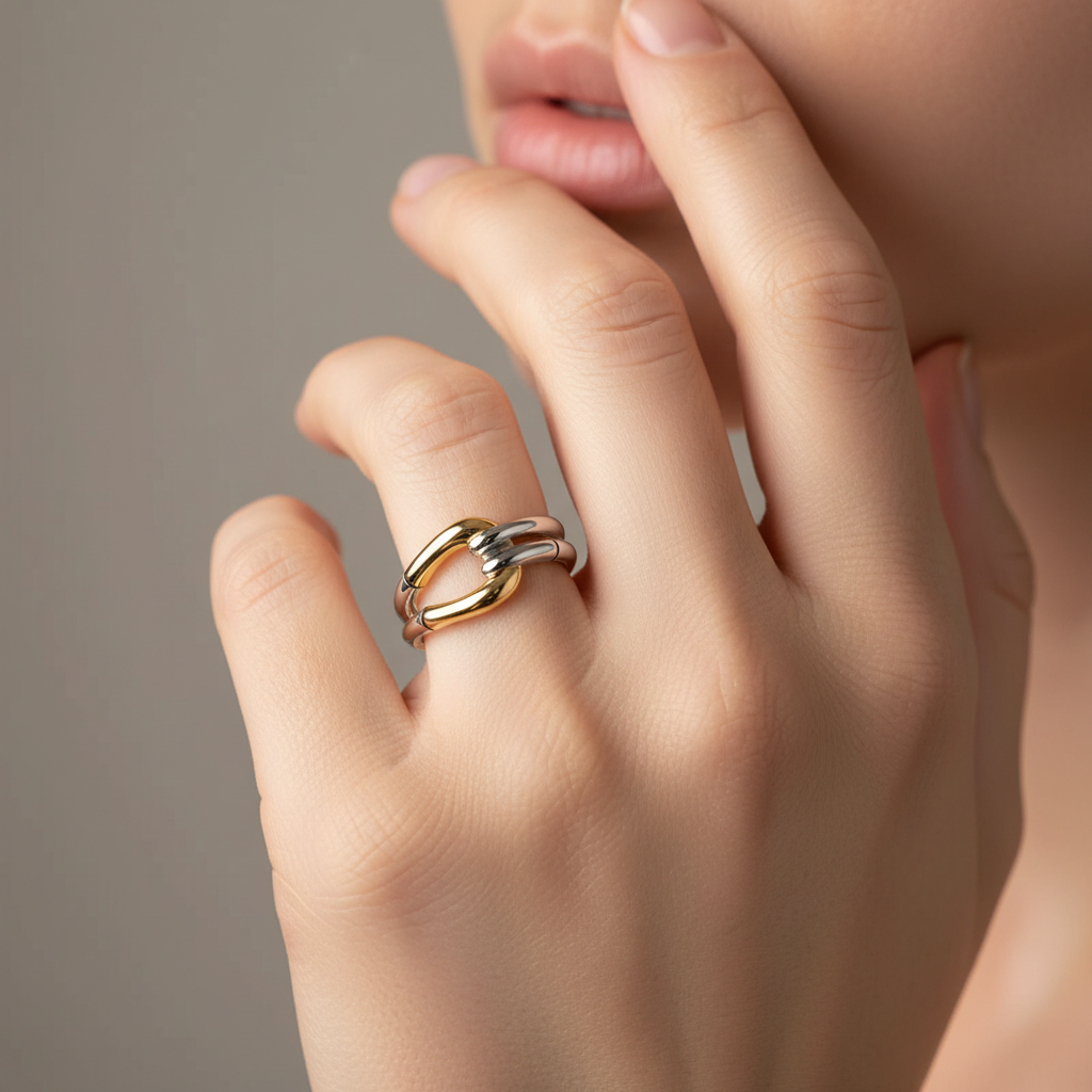 Althéa – Vintage Ring mit Knotendesign in Gold und Silber