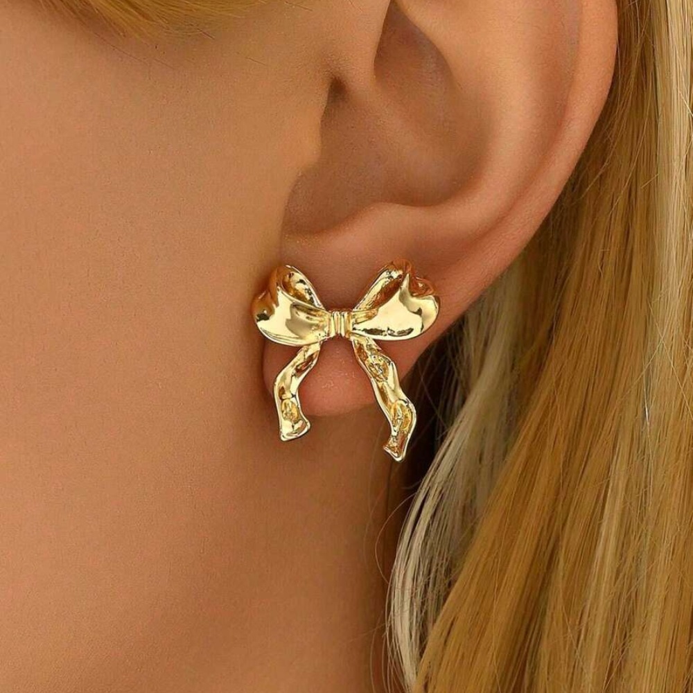 Ohrringe aus Weißgold mit Schleife - Knopfohrringe im Schleifenlook
