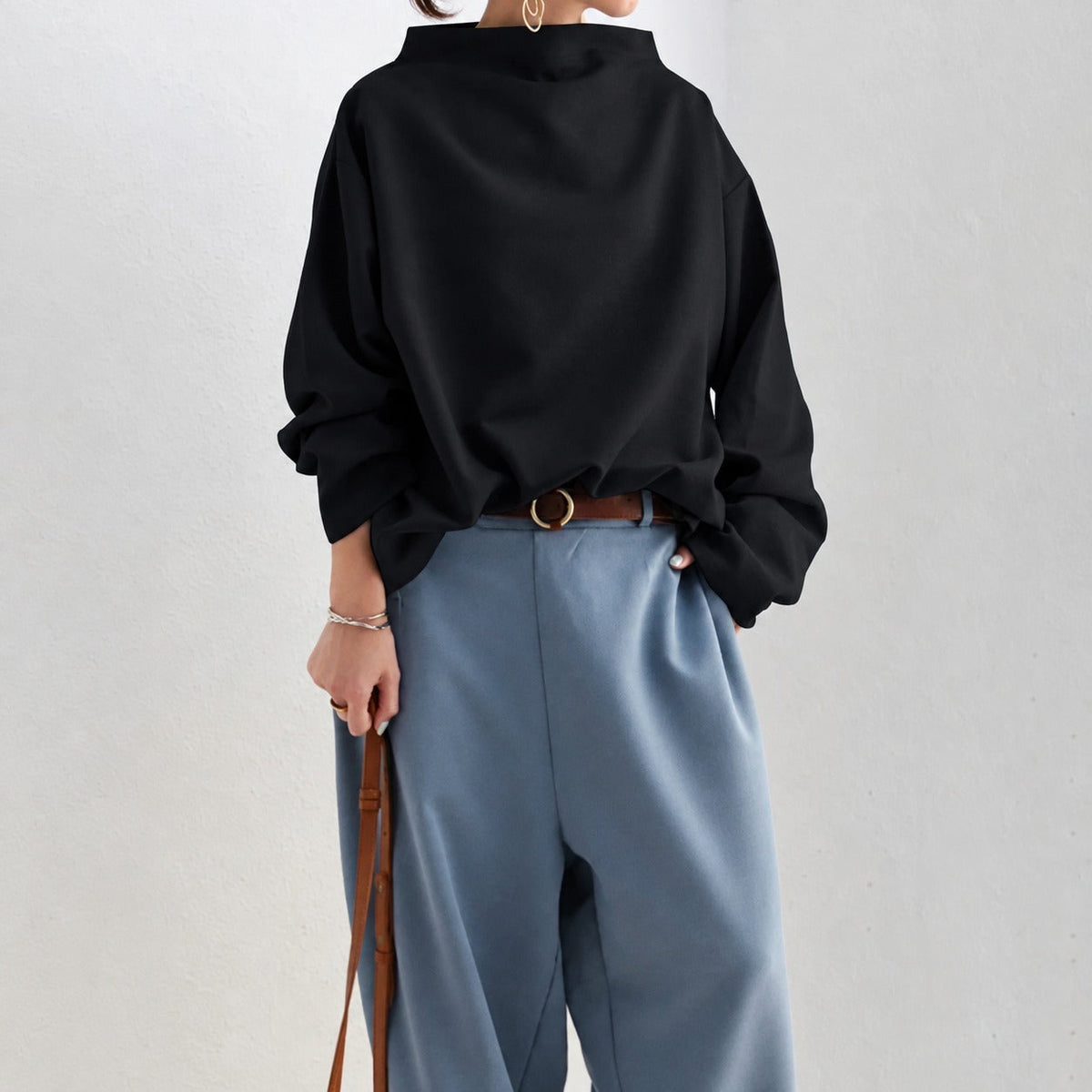 Eliana - Eleganter, locker geschnittener Rollkragenpullover