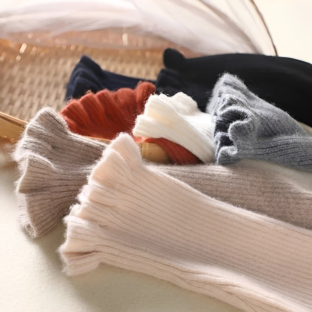 Alva - Schicker Damenpullover mit Rollkragen