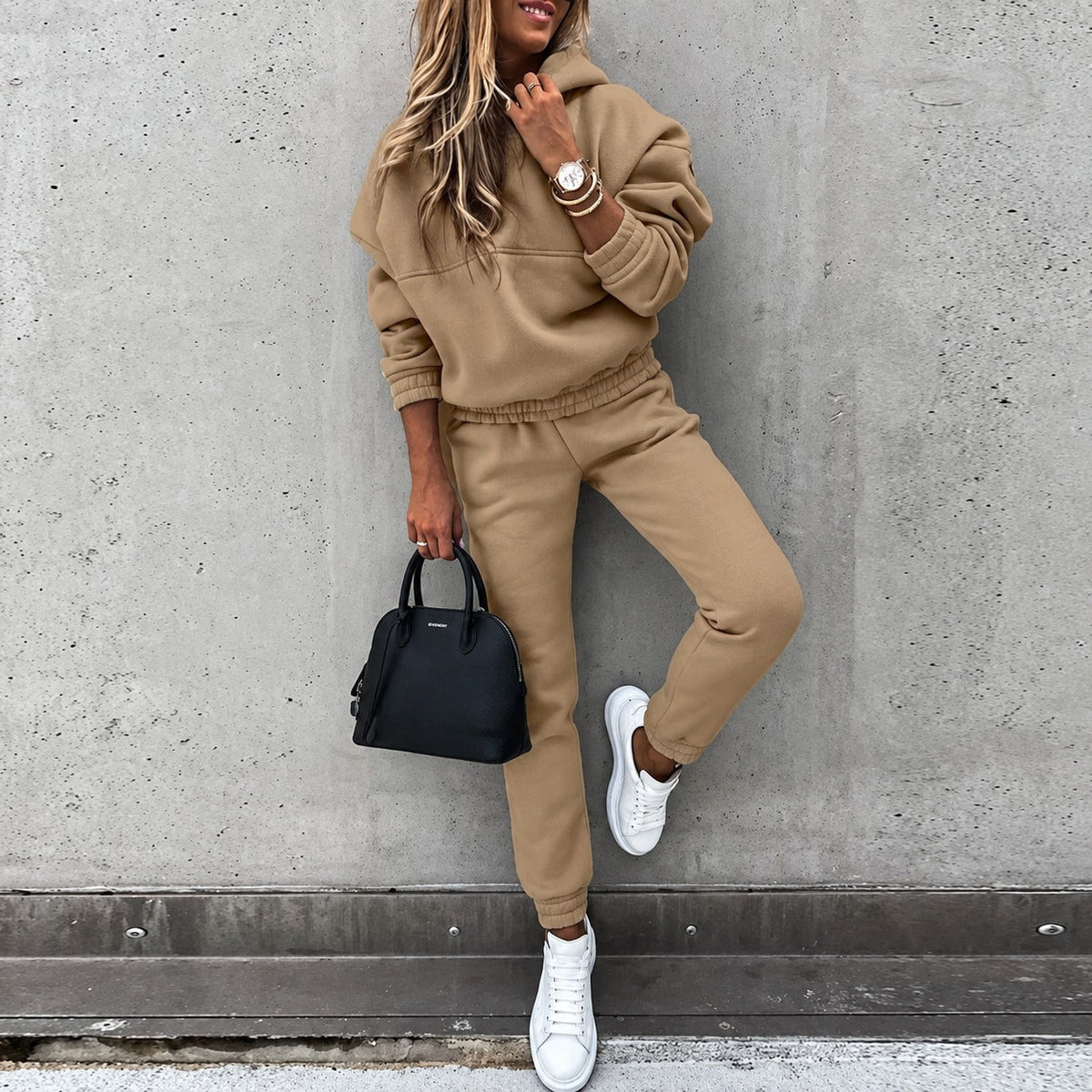 Alisha - Langärmliges Sweatshirt- und Hosenset