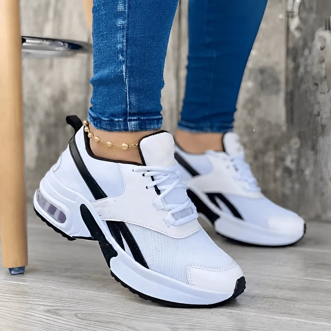 Nik - Trendige und luftdurchlässige Sportschuhe
