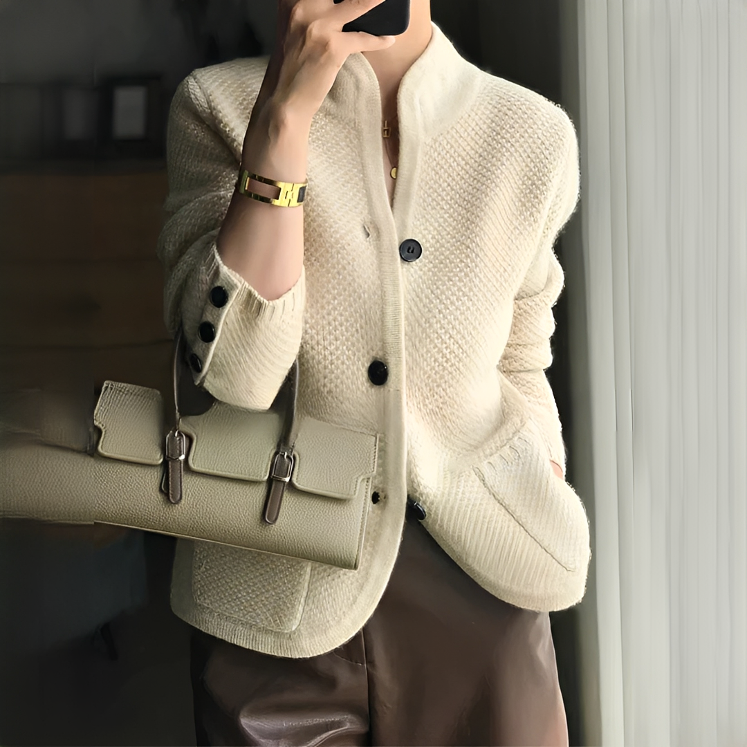 Carissa - Traditioneller und gemütlicher Blazer