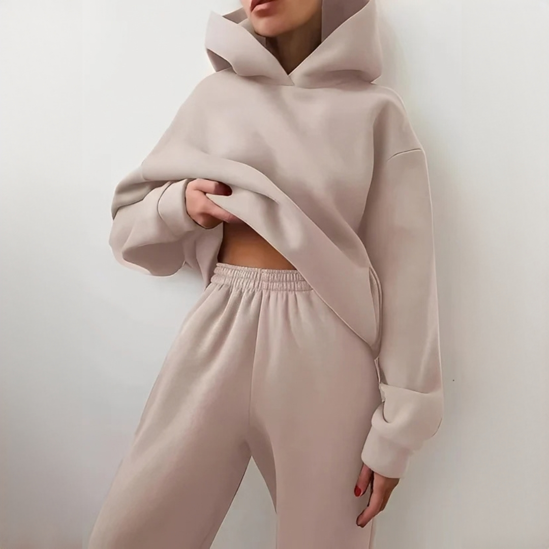 Adelia - Kuscheliges und warmes Hoodie-Set