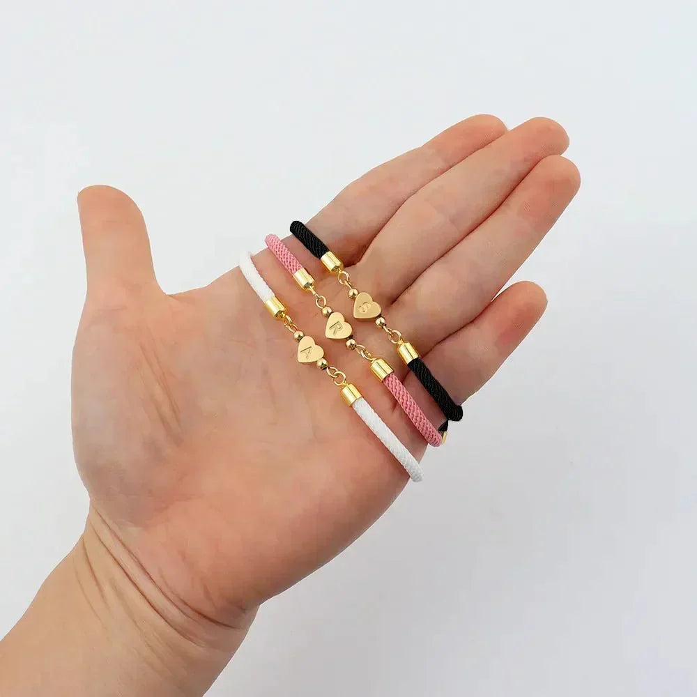 Daphne – Individuelles Herzarmband für Frauen