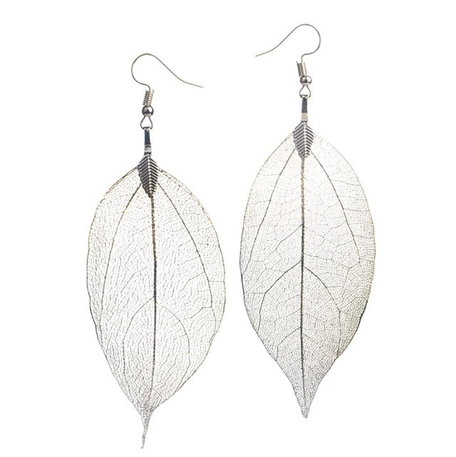Larah – Ohrringe in Blattform im Boho-Stil