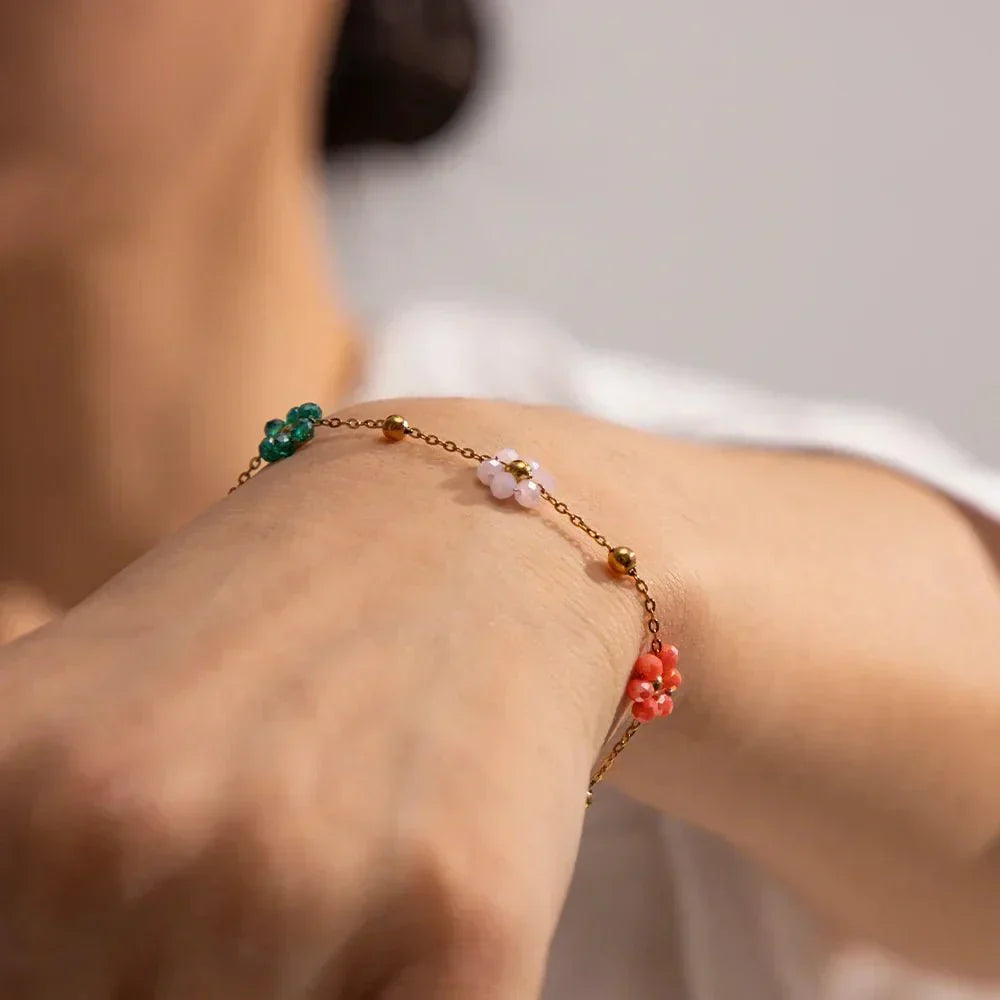 Eliane – Schmuck mit Frühlingsblumen