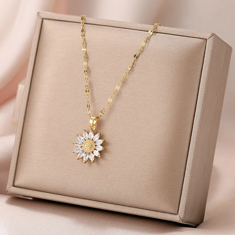 Jennie – Kette mit Sonnenblumen-Anhänger