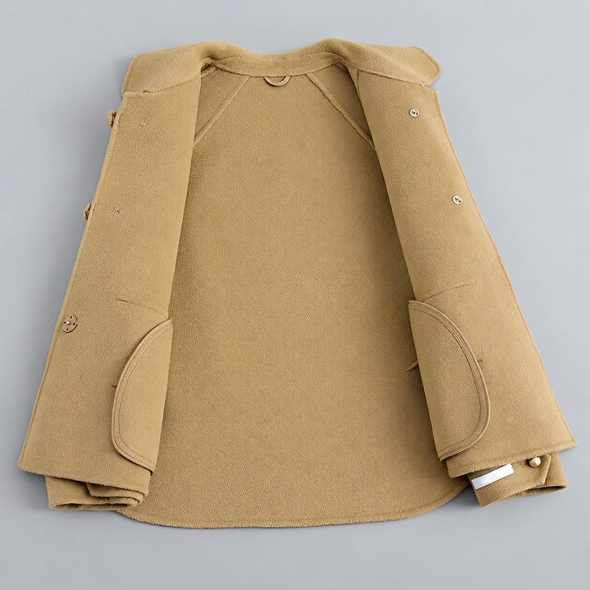 Damen Mantel mit Perlmuttknöpfen und markantem Kragen - Relaxed Fit