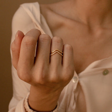 Eva – Set aus geschwungenen Ringen