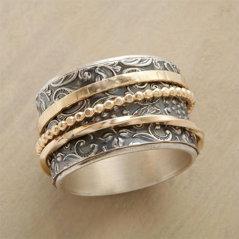 Alodia – vintage Ring aus Gold und graufarbenem Silber
