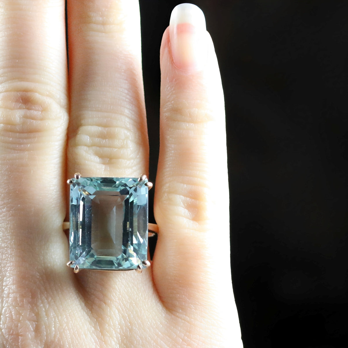 Yvaine – Vintage-Ring mit blauem Akzent
