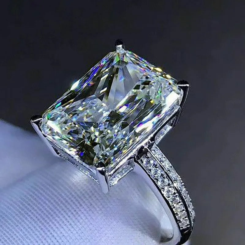 Jade – Statement-Ring mit großem Effekt