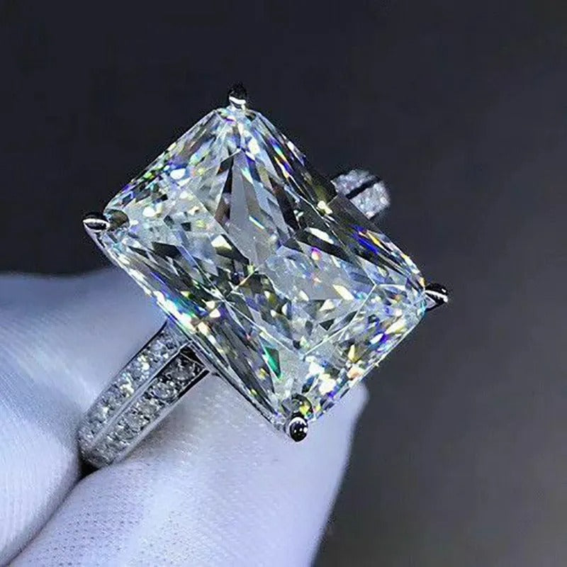 Jade – Statement-Ring mit großem Effekt