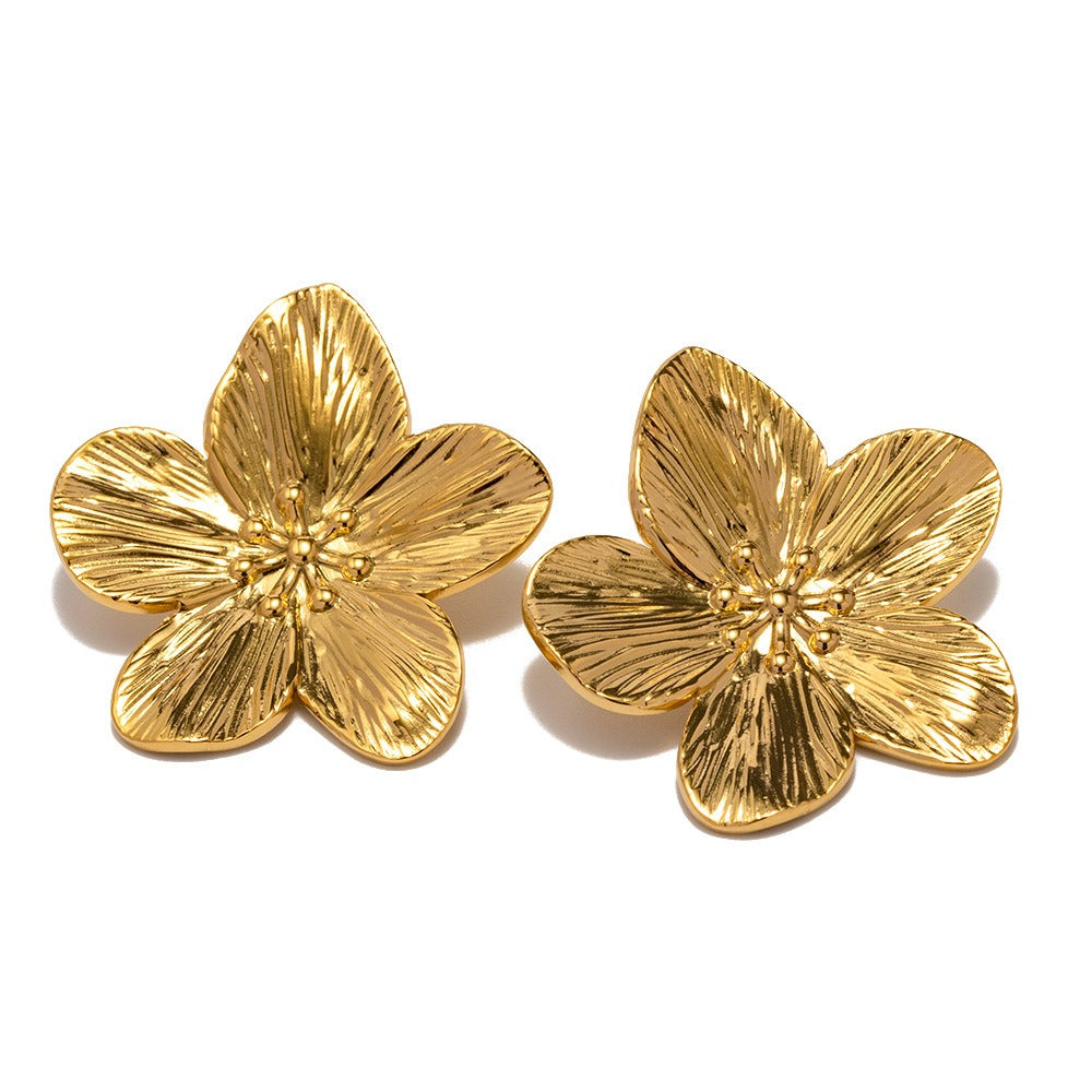 Rianne – Ohrringe in Blumenform aus Gold