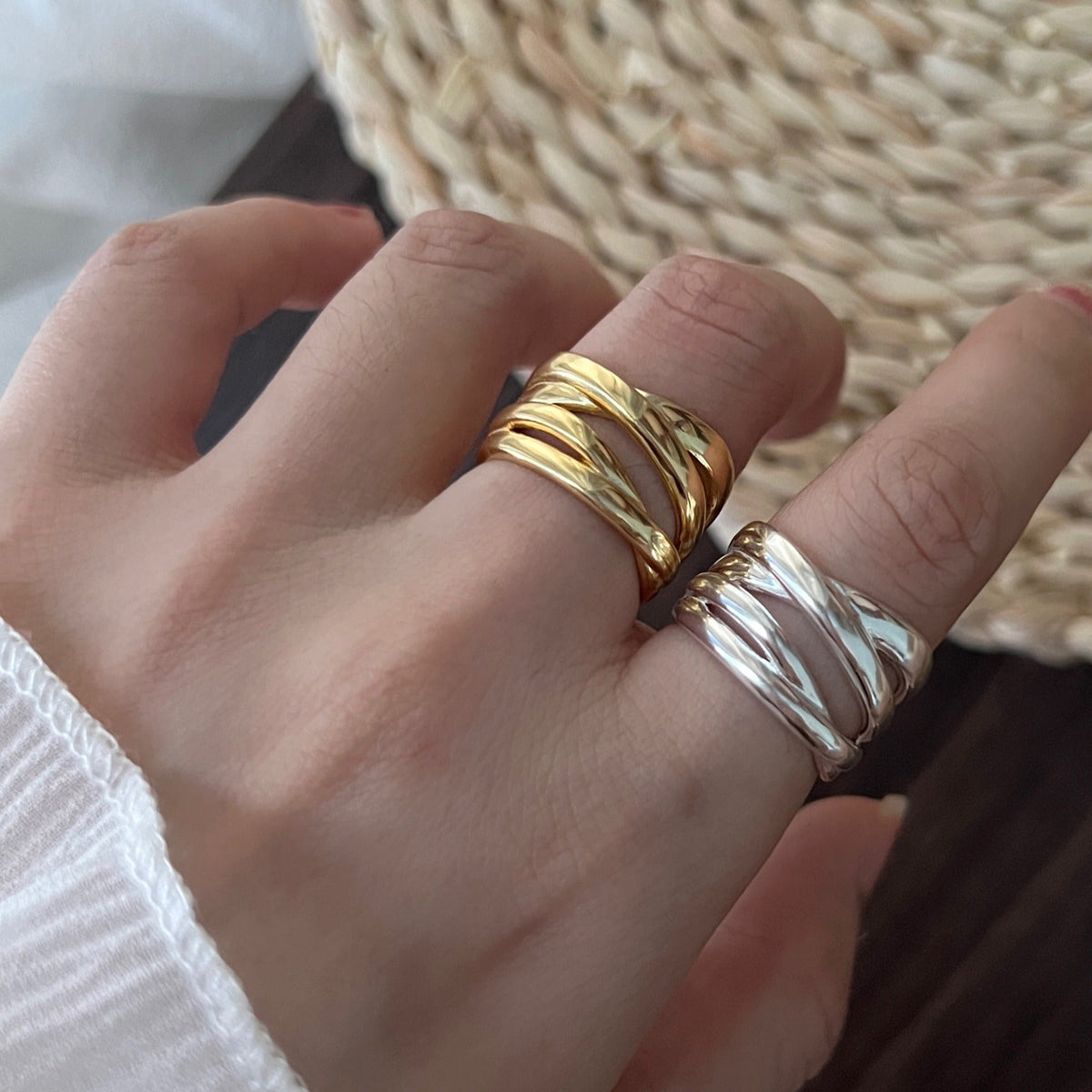 Riley – Geometrischer Ring der romantischen Zuneigung