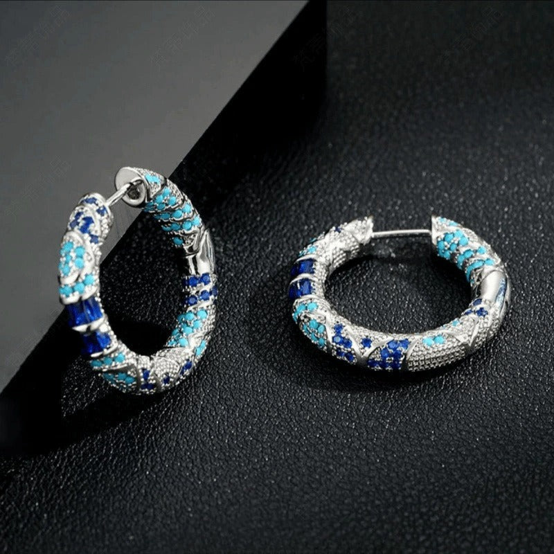 Naelle – Ohrringe mit blauen Details
