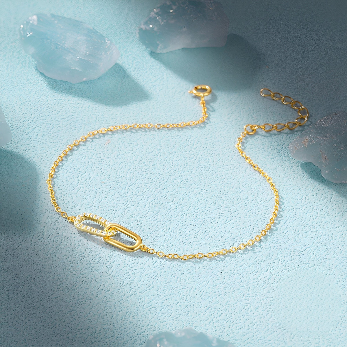 Rina – Armband mit strahlenden Gliedern